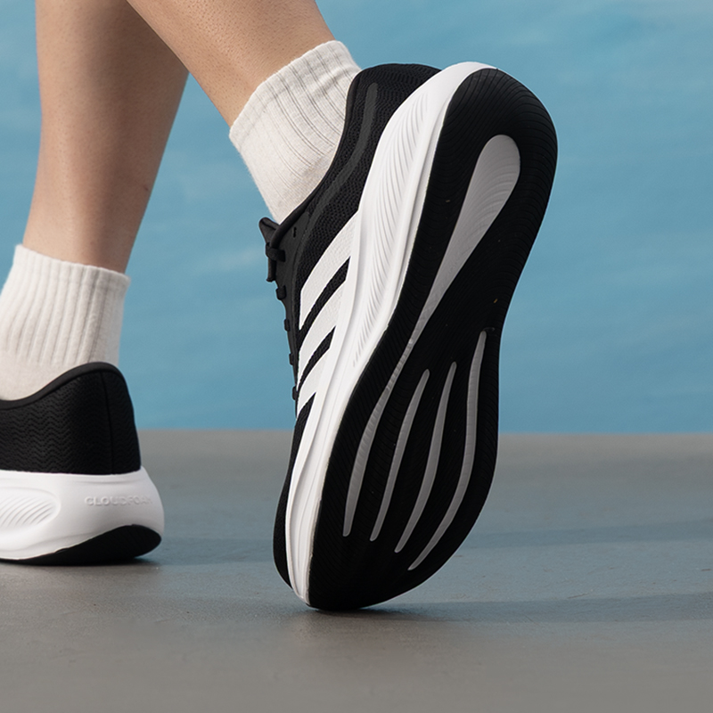 أحذية أديداس للرجال والنساء، أ - مراجعة Lightweight Road Running Shoes وسعره
