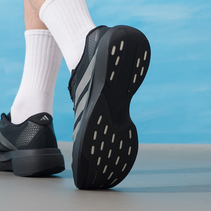 أحذية أديداس الرجالية الأصلية، - مراجعة Lightweight Road Running Shoes وسعره